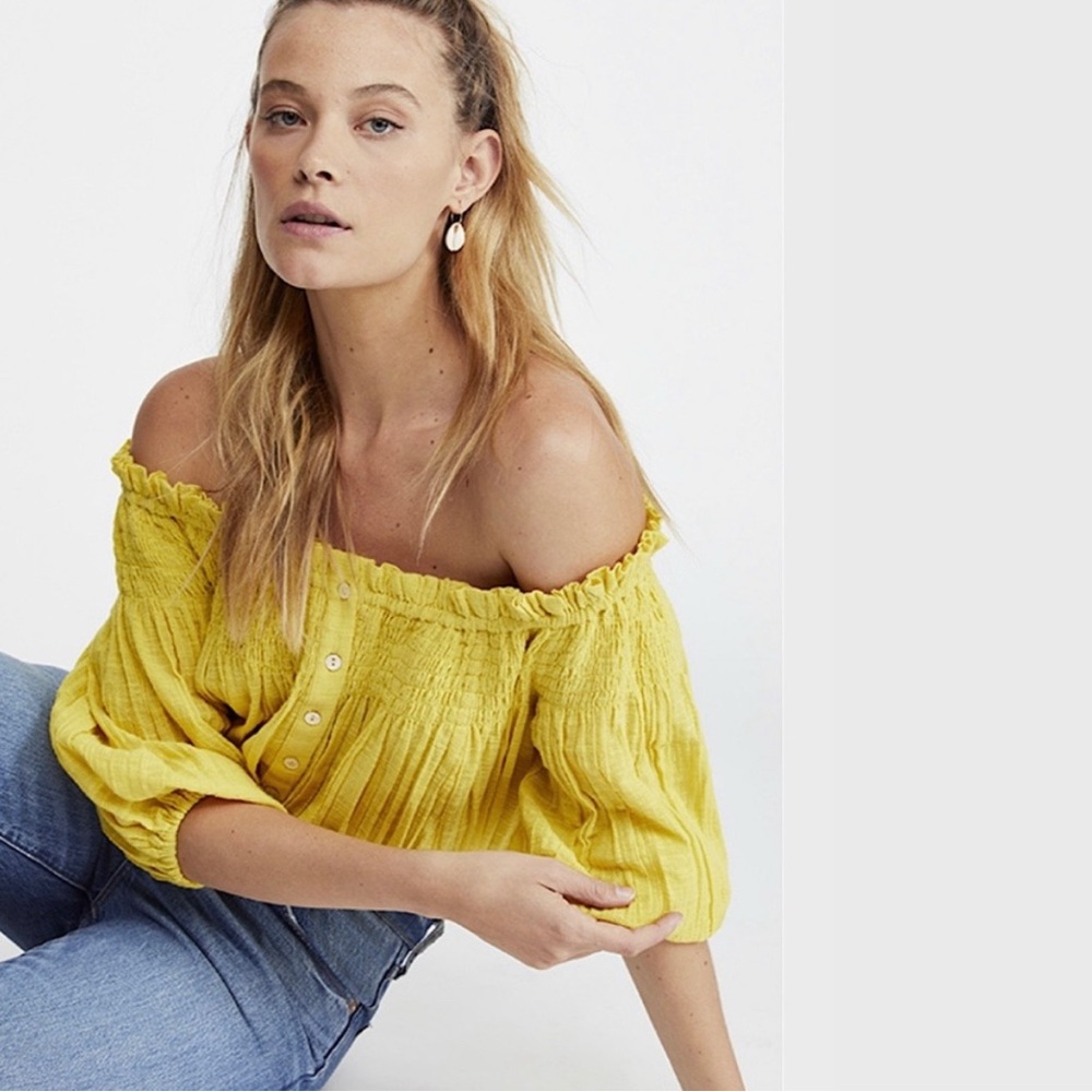 Free People We the Free Yellow Dancing Til Dawn Off Shoulder Smocked Top size M - Picture 2 of 9